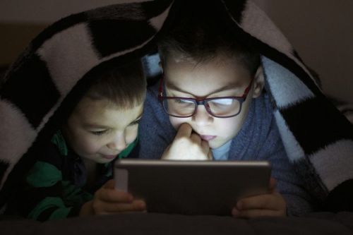 Come proteggere i nostri bambini dai pericoli di internet